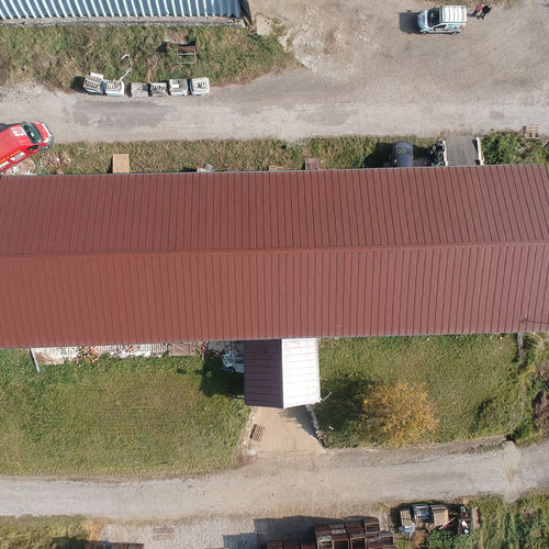 Poľnohospodárske družstvo, Spišský Štvrtok - strešná krytina CLIP PANEL LAMINA PREŠOV šikmá strecha LPL plech RAL 8011