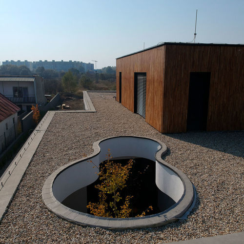 Rodinný dom, Michalovce, moderná plochá strecha s otvorom, dodaná PVC strešná fólia Bauder Thermofol LAMINA PREŠOV