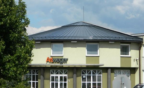 Artweger Prešov - okrúhla strecha pokrytá hliníkovou krytinou