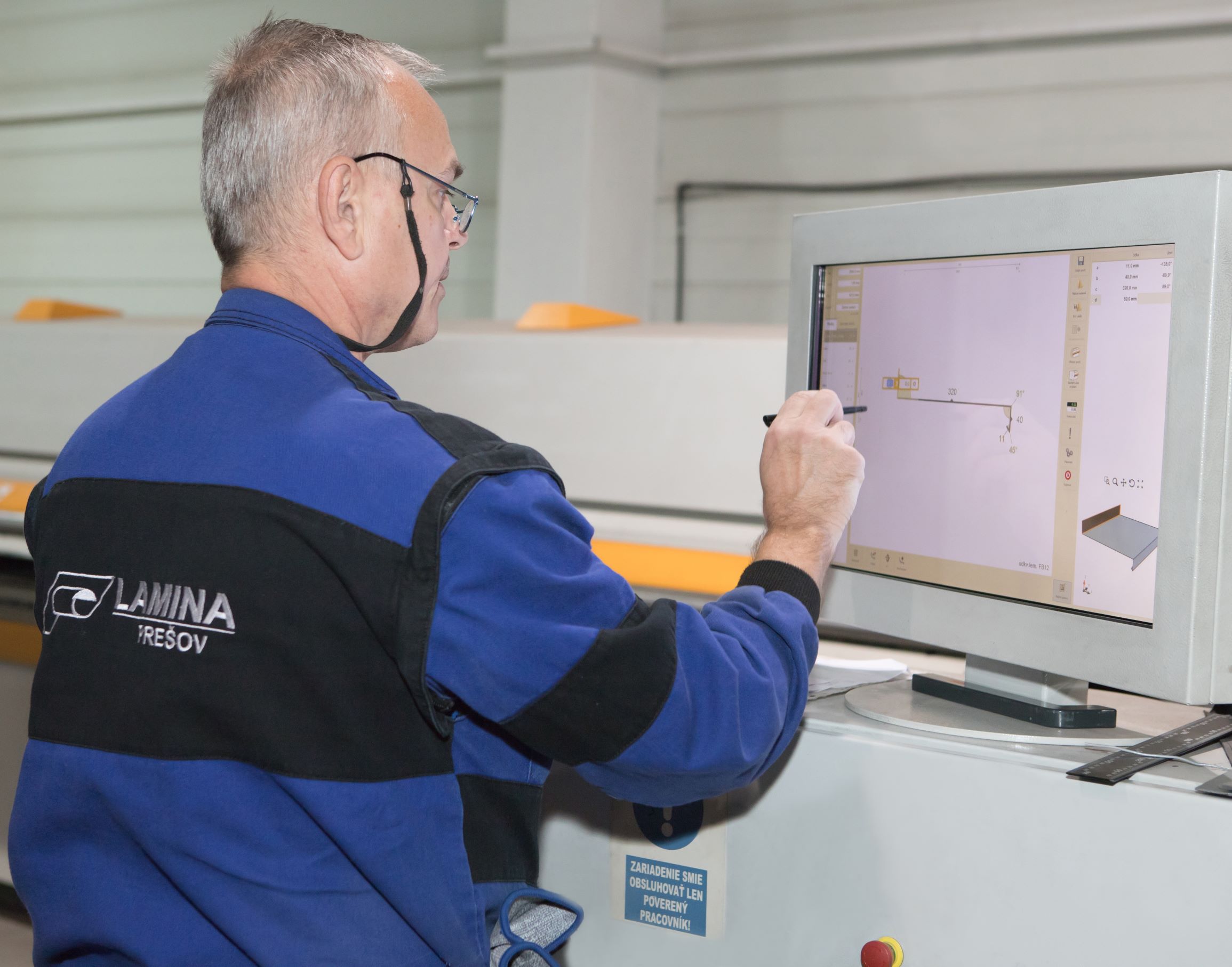 CNC ohýbačka plechu - presné ohýbanie plechov LAMINA PREŠOV slovenský výrobca